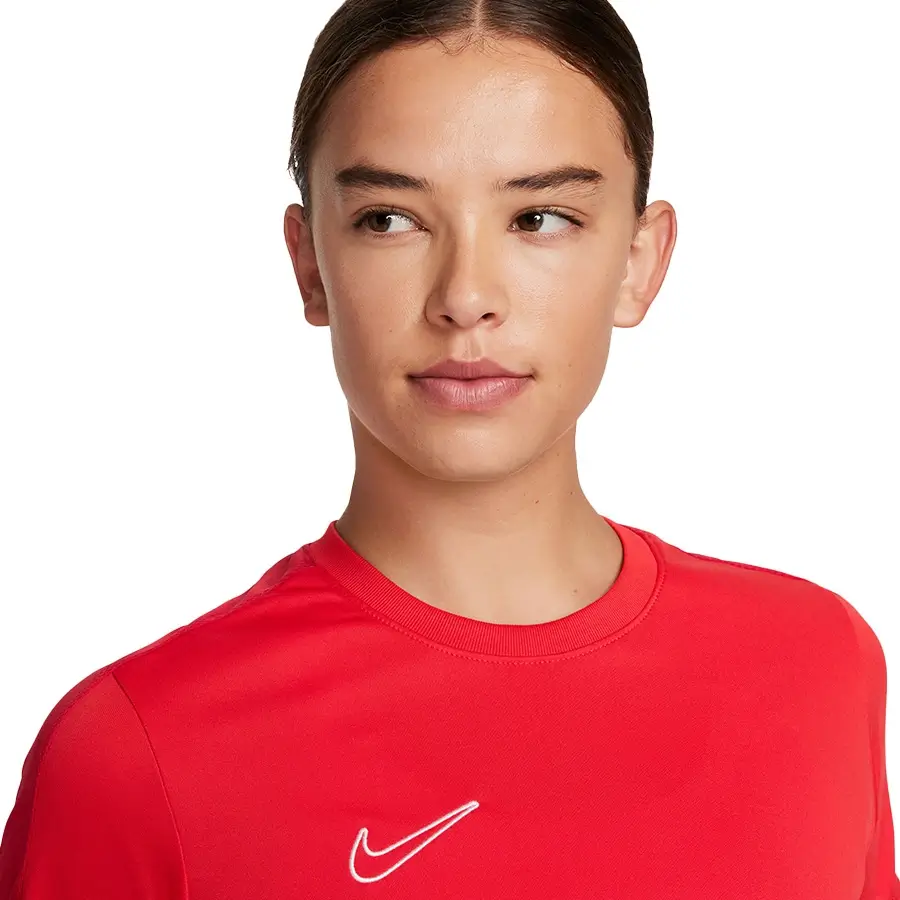 Nike Dri-FIT Academy Kırmızı Kadın Tişört DR1338-657