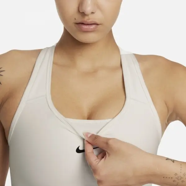 Nike Dri-Fit Swoosh Seamless Bej Kadın Bra - DD3540-121